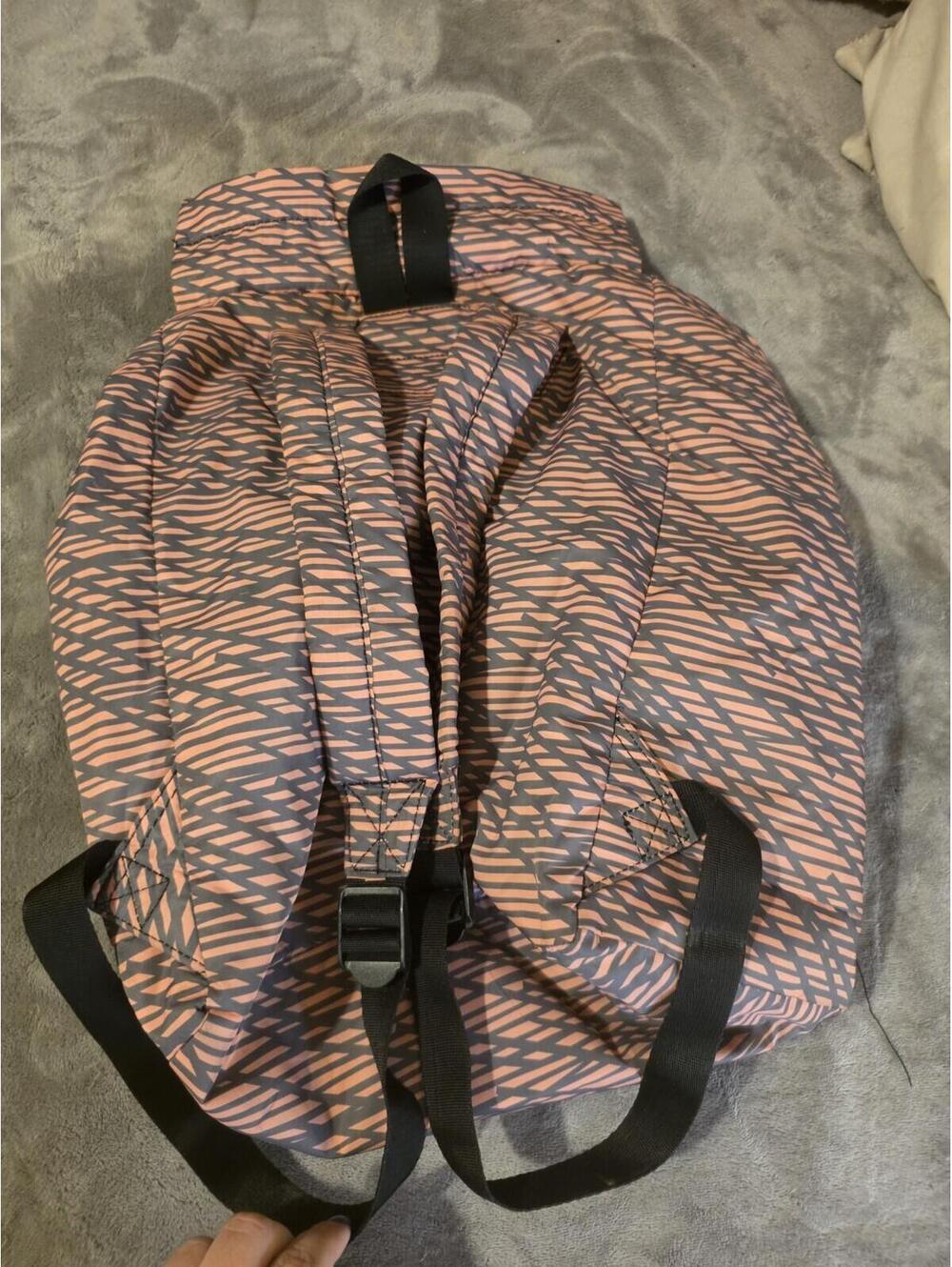 Lightweight Pink and Black Patterned Drawstring Backpack - Picture 2 of 3